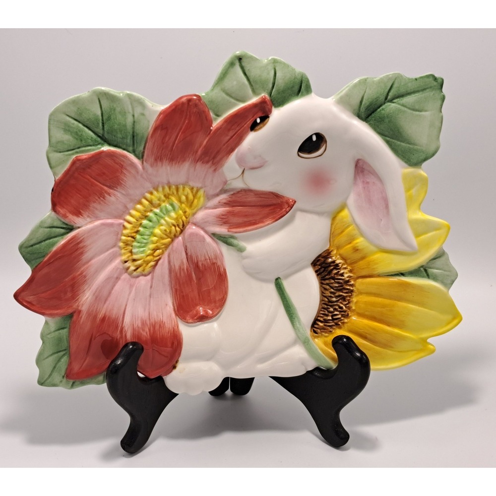 Fitz and Floyd Essentials Bunny Blooms Ceramic Rabbit Flower Plate 9x7‎ China